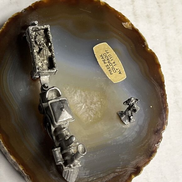 Agate Geode Mineral Crystal Rock Mine Figurine with Pewter Miners & Train Pyrite - Picture 8 of 10